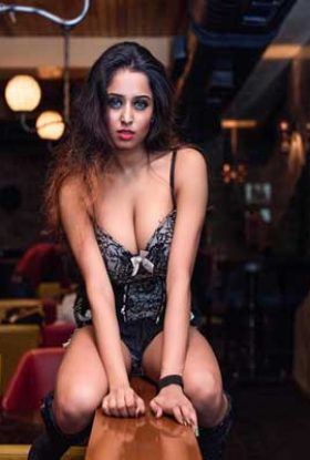 Elliana Mumbai Escort girls